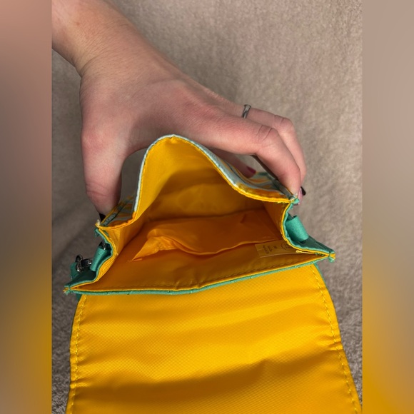 Quilted Seashell Design Crossbody Bag; Willabee & Ward Collections –Danbury Mint - Picture 7 of 7